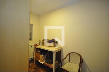 Casa à venda com 170m², 3 quartos e 2 vagasQuarto de Serviço