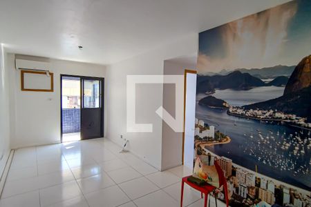 sala de apartamento para alugar com 2 quartos, 67m² em Pechincha, Rio de Janeiro