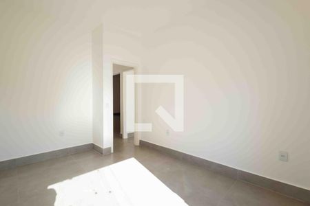 Casa de condomínio à venda com 260m², 3 quartos e 3 vagasSuíte 2