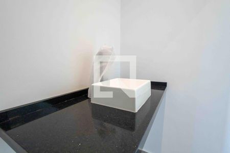 Casa de condomínio à venda com 260m², 3 quartos e 3 vagasLavabo