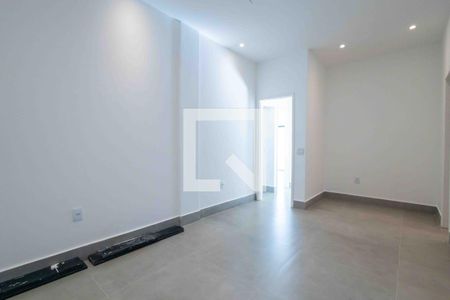 Casa de condomínio à venda com 260m², 3 quartos e 3 vagasSuíte 1