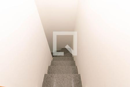 Apartamento à venda com 46m², 2 quartos e 1 vagaEscada