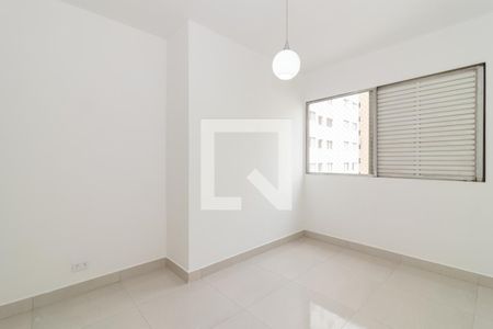 Apartamento à venda com 105m², 3 quartos e 1 vagaQuarto 2