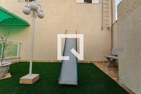 Apartamento para alugar com 72m², 2 quartos e 1 vaga