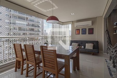 Apartamento à venda com 96m², 2 quartos e 2 vagassacada gourmet com churrasqueira_1
