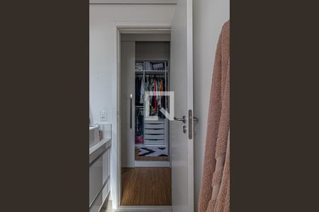 Apartamento à venda com 96m², 2 quartos e 2 vagasbanheiro da suíte2_4