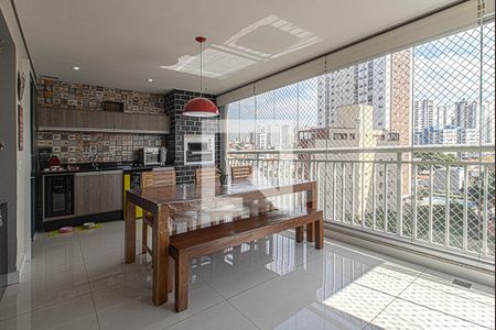 Apartamento à venda com 96m², 2 quartos e 2 vagassacada gourmet com churrasqueira_2