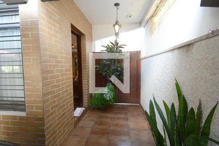 Casa à venda com 180m², 4 quartos e 2 vagasHall de entrada