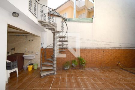 Casa à venda com 180m², 4 quartos e 2 vagasQuintal