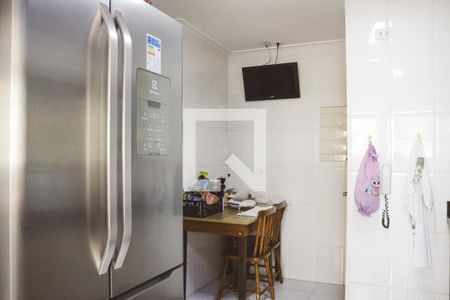 Apartamento à venda com 130m², 4 quartos e 3 vagas Apartamento à venda com 130m², 4 quartos e 3 vagasCozinha