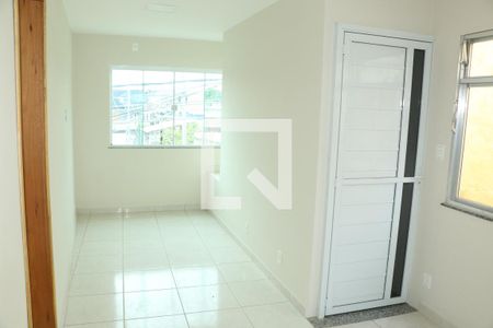Quarto  de apartamento para alugar com 2 quartos, 65m² em Comendador Soares, Nova Iguaçu