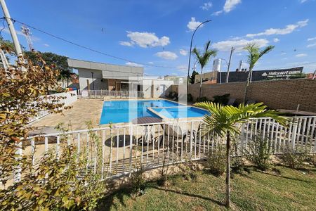 Apartamento para alugar com 57m², 2 quartos e 1 vaga Apartamento para alugar com 57m², 2 quartos e 1 vagaÁrea comum - Piscina