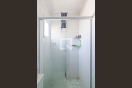 Banheiro de apartamento à venda com 2 quartos, 100m² em Vila Alzira, Santo André