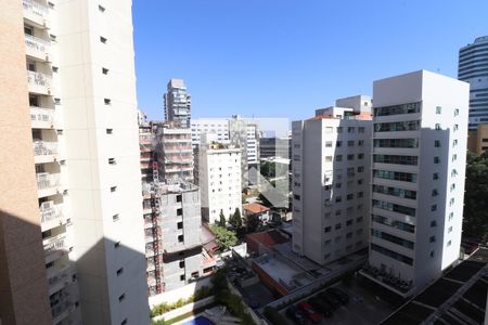 Vista da Sala de apartamento para alugar com 3 quartos, 129m² em Cerqueira César, São Paulo