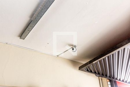 Casa à venda com 272m², 3 quartos e 2 vagasCâmera de segurança 