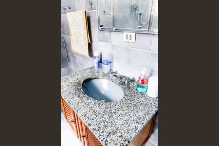 Casa à venda com 272m², 3 quartos e 2 vagasBanheiro 3