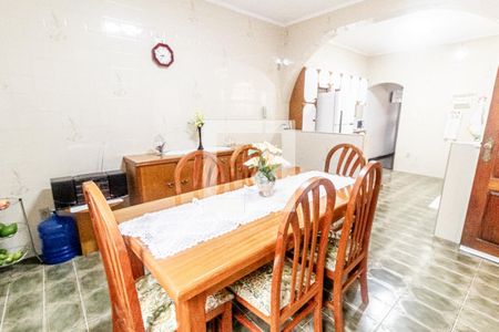 Casa à venda com 272m², 3 quartos e 2 vagasCozinha