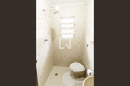 Casa à venda com 272m², 3 quartos e 2 vagasBanheiro 2