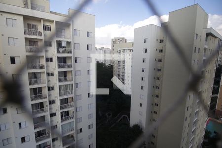 Vista Sala de apartamento para alugar com 2 quartos, 43m² em Parque Reboucas, São Paulo