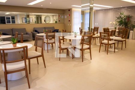 Apartamento para alugar com 38m², 2 quartos e 1 vaga Apartamento para alugar com 38m², 2 quartos e 1 vagaArea Comum - Salão de Festas