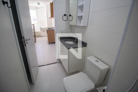 Apartamento para alugar com 38m², 2 quartos e 1 vaga Apartamento para alugar com 38m², 2 quartos e 1 vagaBanheiro