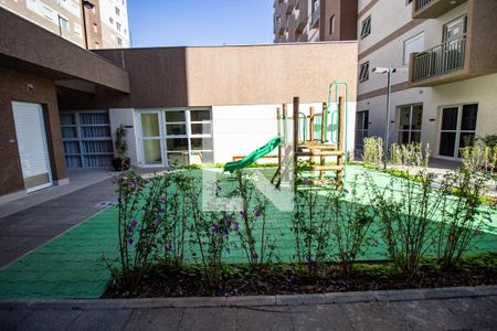 Apartamento para alugar com 38m², 2 quartos e 1 vaga Apartamento para alugar com 38m², 2 quartos e 1 vagaÁrea comum - Playground