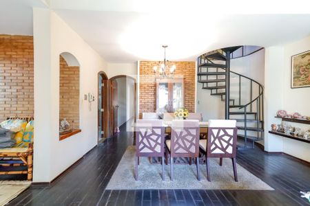 Sala de casa à venda com 3 quartos, 209m² em Vila Germinal, São Paulo