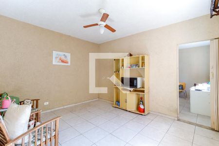 Casa à venda com 209m², 3 quartos e 3 vagas Casa à venda com 209m², 3 quartos e 3 vagasSala Edícula