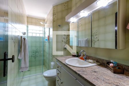 Casa à venda com 209m², 3 quartos e 3 vagas Casa à venda com 209m², 3 quartos e 3 vagasBanheiro