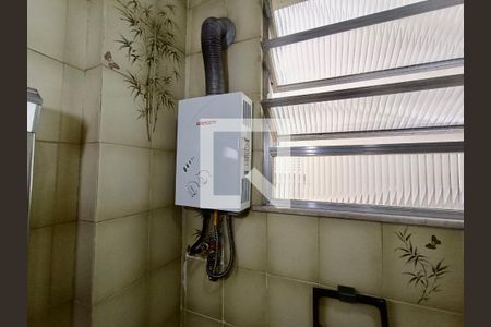 Apartamento à venda com 114m², 4 quartos e sem vaga Apartamento à venda com 114m², 4 quartos e sem vagaBanheiro social