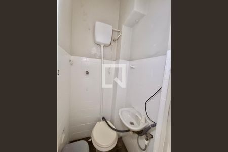 Apartamento à venda com 114m², 4 quartos e sem vaga Apartamento à venda com 114m², 4 quartos e sem vagaBanheiro serviço