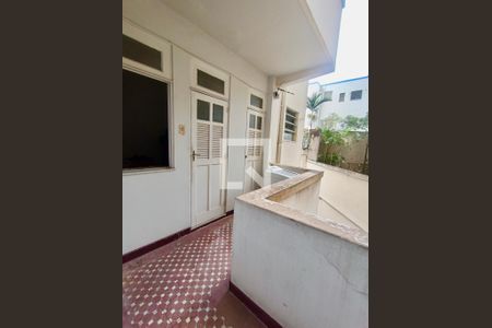 Apartamento à venda com 114m², 4 quartos e sem vaga Apartamento à venda com 114m², 4 quartos e sem vagaÁrea serviço