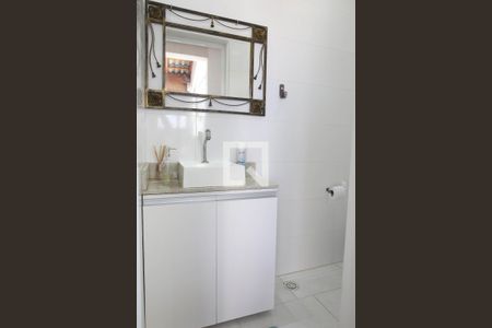 Apartamento à venda com 90m², 2 quartos e 1 vaga Apartamento à venda com 90m², 2 quartos e 1 vagaBanheiro da cobertura