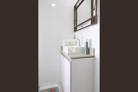 Apartamento à venda com 90m², 2 quartos e 1 vaga Apartamento à venda com 90m², 2 quartos e 1 vagaBanheiro da cobertura
