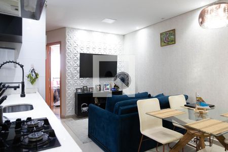Sala de apartamento à venda com 2 quartos, 90m² em Parque Erasmo Assunção, Santo André