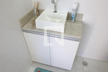 Apartamento à venda com 90m², 2 quartos e 1 vaga Apartamento à venda com 90m², 2 quartos e 1 vagaBanheiro da cobertura