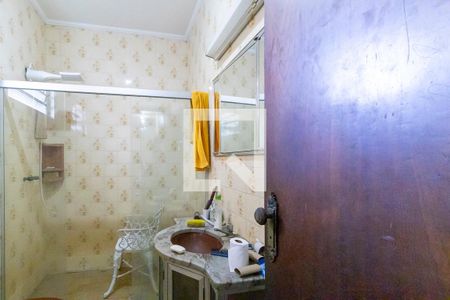 Casa à venda com 360m², 3 quartos e 2 vagas Casa à venda com 360m², 3 quartos e 2 vagasBanheiro social