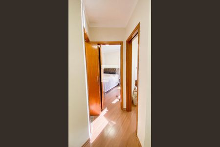 Quartos de apartamento à venda com 2 quartos, 82m² em Jardim Bela Vista, Santo André