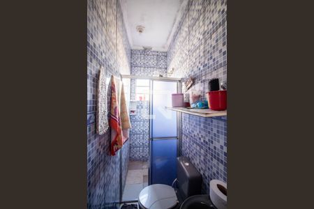 Banheiro de casa à venda com 5 quartos, 220m² em Parque Guarani, São Paulo