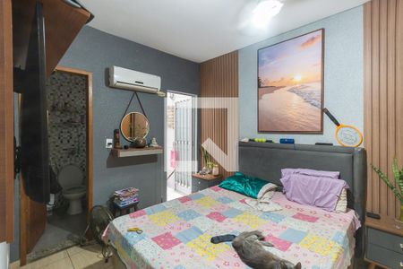 Casa à venda com 240m², 5 quartos e sem vagaSuíte 2 (segundo andar)