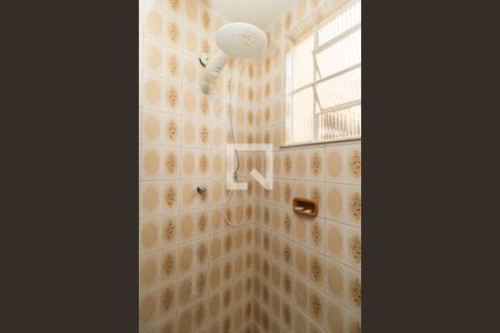 Apartamento à venda com 86m², 2 quartos e 1 vaga Apartamento à venda com 86m², 2 quartos e 1 vagaDetalhe do Banheiro Social