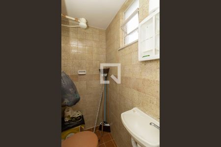 Apartamento à venda com 86m², 2 quartos e 1 vaga Apartamento à venda com 86m², 2 quartos e 1 vagaBanheiro de serviço