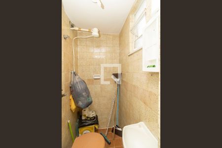 Apartamento à venda com 86m², 2 quartos e 1 vaga Apartamento à venda com 86m², 2 quartos e 1 vagaBanheiro de serviço