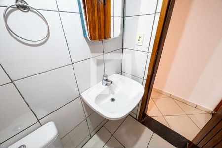 Casa à venda com 85m², 2 quartos e 1 vagaBanheiro Social