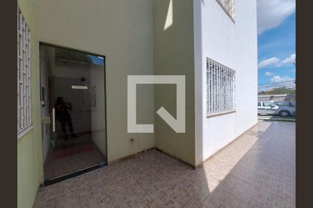 Apartamento à venda com 68m², 2 quartos e 1 vagaHall de entrada