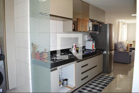 Apartamento à venda com 68m², 2 quartos e 1 vagaCozinha