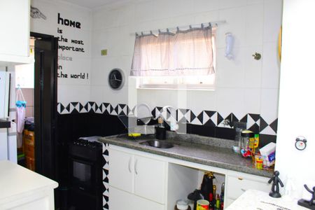 Apartamento à venda com 90m², 2 quartos e 2 vagasCozinha