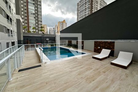 Apartamento à venda com 31m², 2 quartos e sem vaga Apartamento à venda com 31m², 2 quartos e sem vagaPiscina