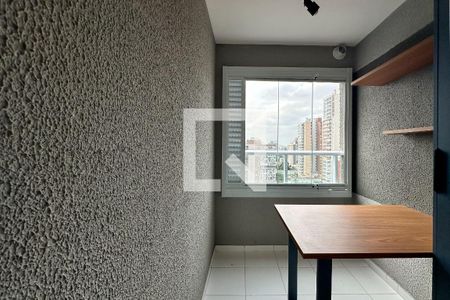 Apartamento à venda com 31m², 2 quartos e sem vaga Apartamento à venda com 31m², 2 quartos e sem vagaVaranda