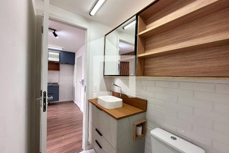 Apartamento à venda com 31m², 2 quartos e sem vaga Apartamento à venda com 31m², 2 quartos e sem vagaBanheiro